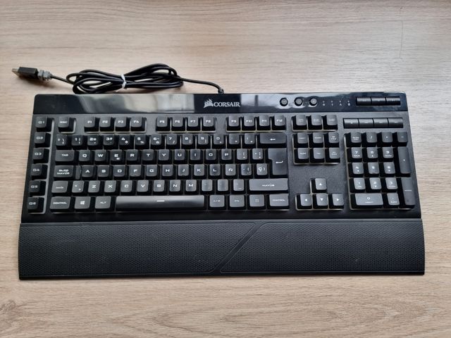 Teclado Corsair
