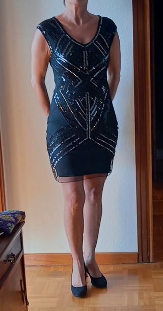 Vestido Zara talla XS negro lentejuelas