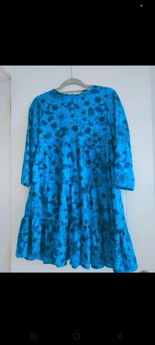 Vestido Zara flores talla XS