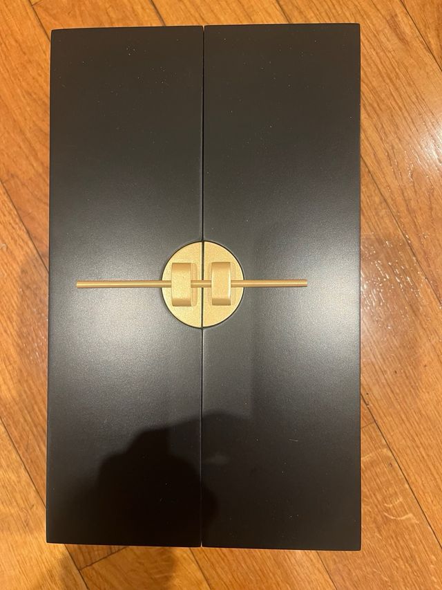 set de vinos armario japones