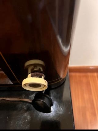 Radio antigua a válvulas