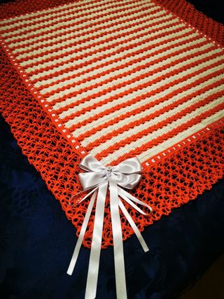 Faco trabalhos em croché