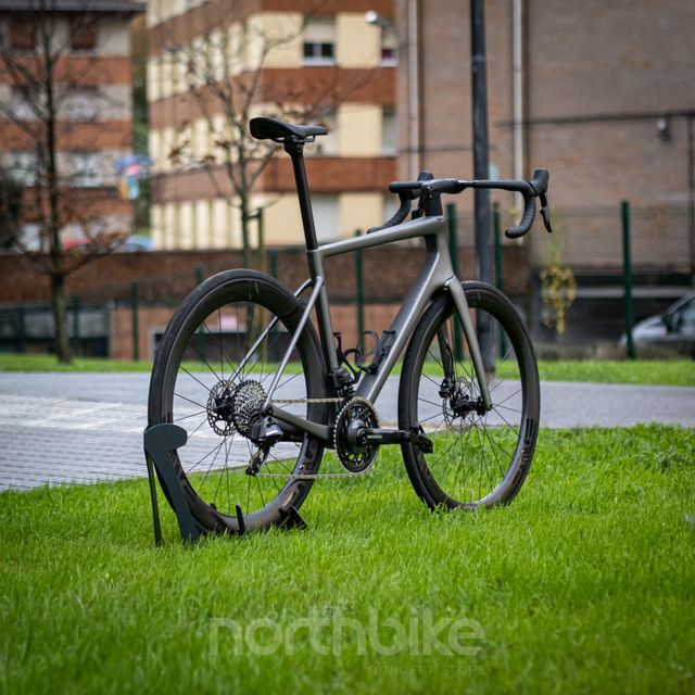 ¡OFERTA! Enve Melee Sram Force AXS 2024