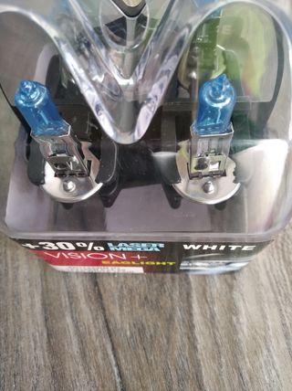 Se venden lámparas halógenas H1 de 100 w