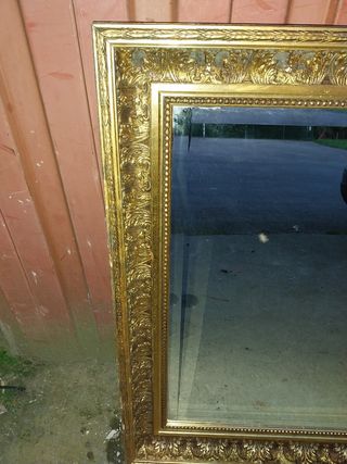 ESPEJO ANTIGUO VISELADO CON MARCO DE ORO