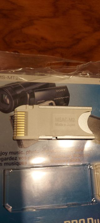 Adaptador de tarjetas de memoria Sony
