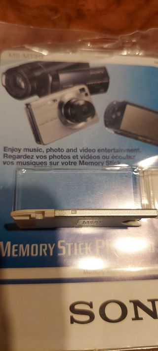 Adaptador de tarjetas de memoria Sony