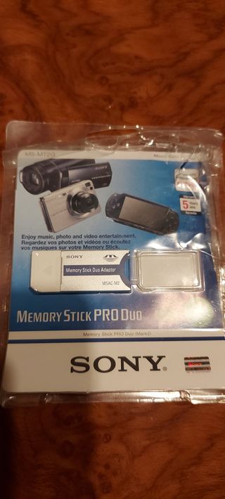 Adaptador de tarjetas de memoria Sony