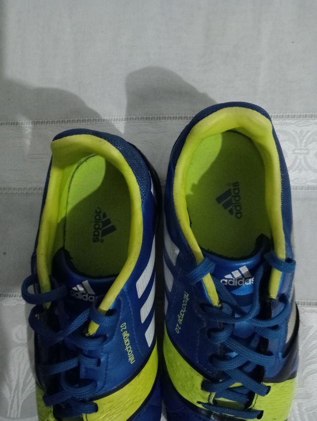 Sneakers Adidas taglia 33