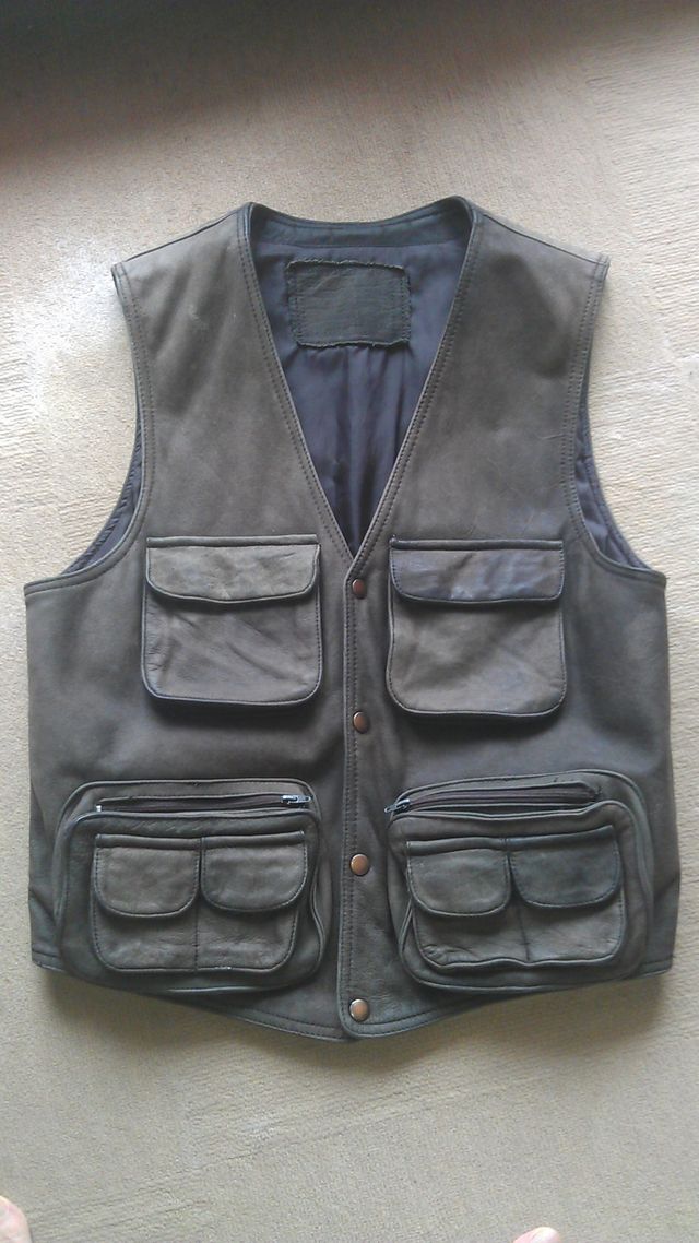 Colete de couro castanho Last Rebels. Único 39€