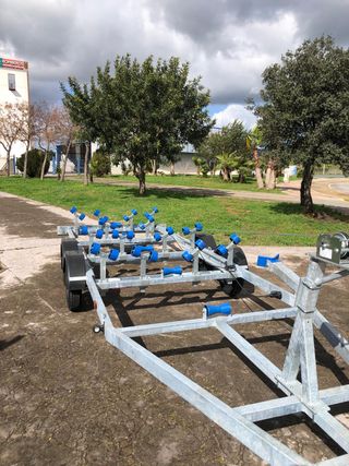 REMOLQUE NAUTICO PORTAEMBARCACIÓN DE 7 M