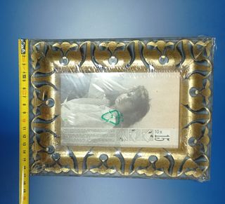 Cornice in legno nuova