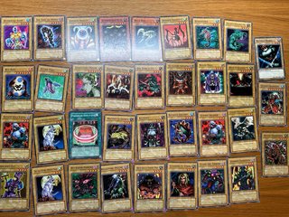 Lotto carte Yu-Gi-Oh!