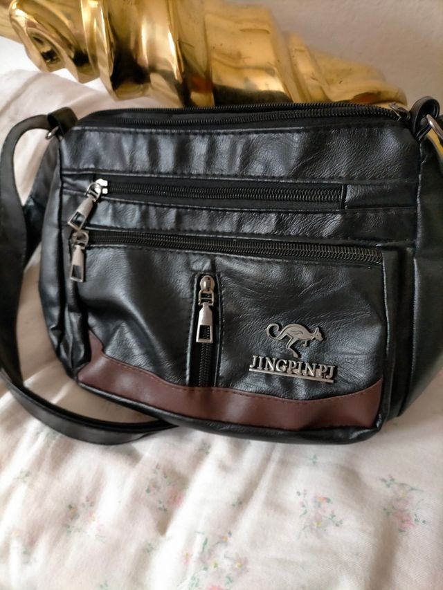 Borsetta nera e marrone