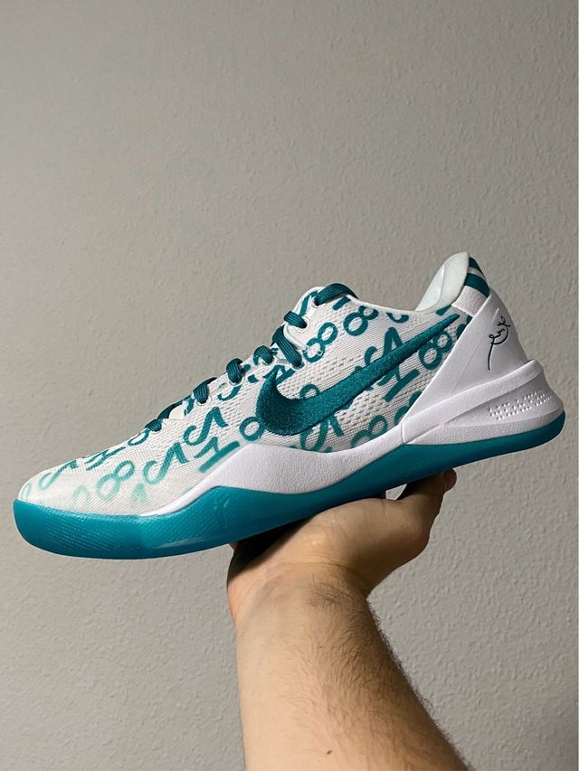 Kobe 8 Protro Radiant Emerald Acqua 42,5