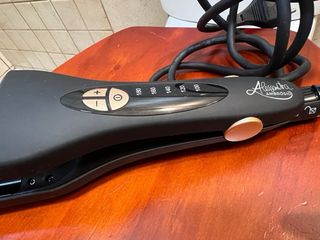 plancha pelo onduladora Alessandra Ambrosio