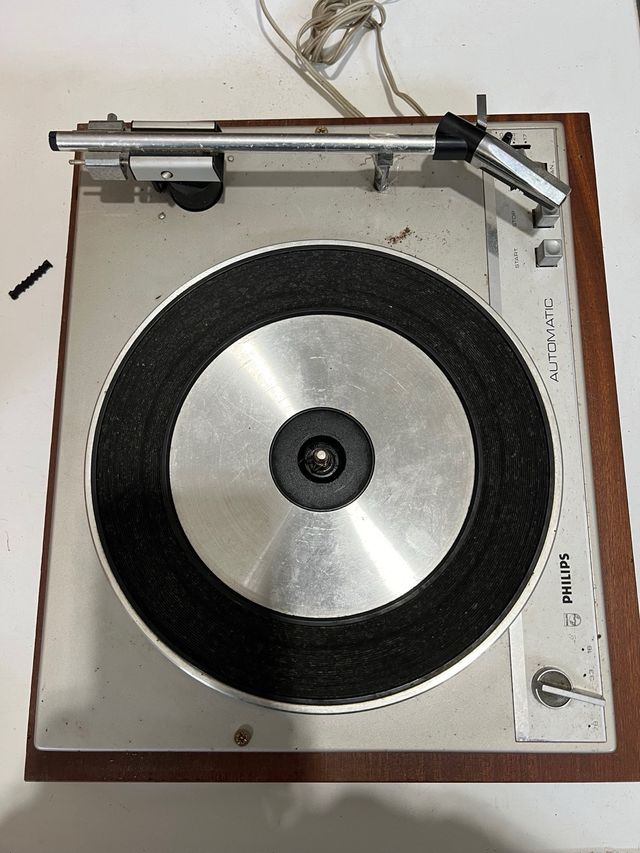 plato tocadiscos muy antiguo philips años 50