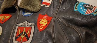 CAZADORA AVIREX G-1 TOP GUN