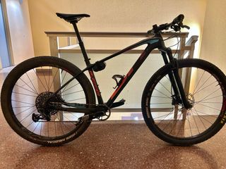 Bicicleta BH ULTIMATE RC 29