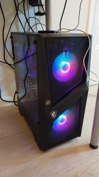 Refrigeración líquida + Torre PC