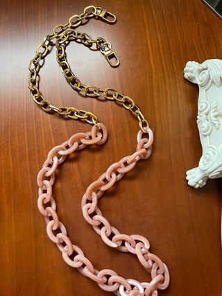 Cadena porta bolso o portamóvil