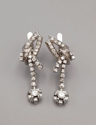 Pendientes de oro 18kt con Diamantes. 