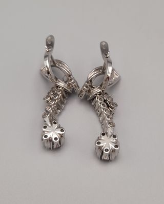 Pendientes de oro 18kt con Diamantes. 