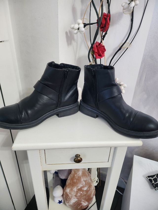 stivaletto basso Bata