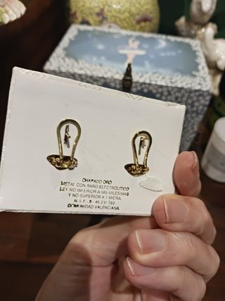 Pendientes chapados oro vintage nuevo