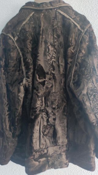 Abrigo chaquetón de piel marca P. Abad Palencia
