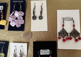 Pendientes ochenteros de fantasía