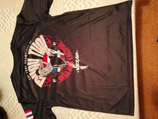 Camiseta Muay Thai no envío