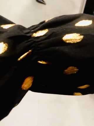 Blusa volabtes oro metalizado Shein