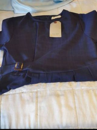 Vendo vestido de color azul no hago envíos