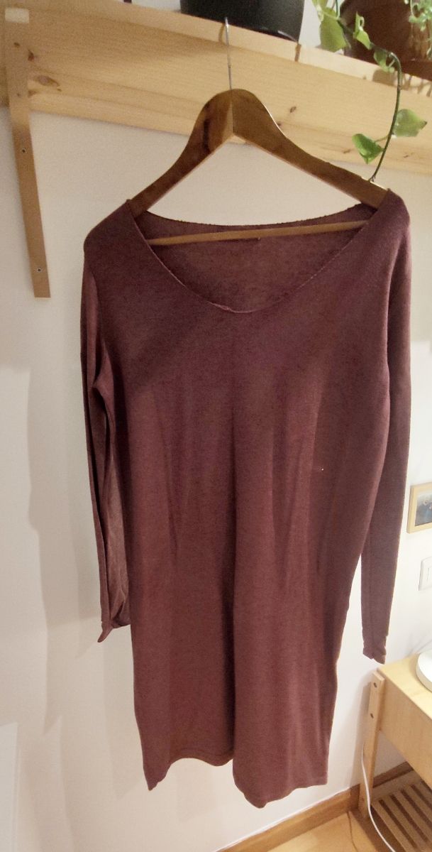 Vestido de punto color violeta talla 40