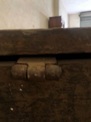 Caja rústica siglo XVII