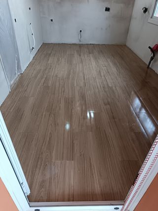 Trabajos de paletería y pintura  