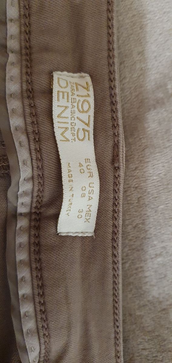 CALÇAS EM LONA E LYCRA