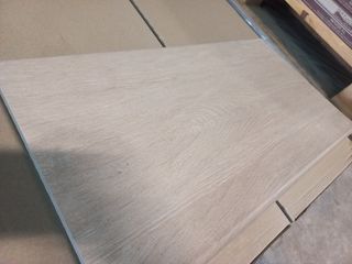 Peldaño escalera 60 cazorla arce