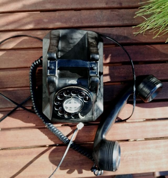 Telefono in bachelite anni 50/60