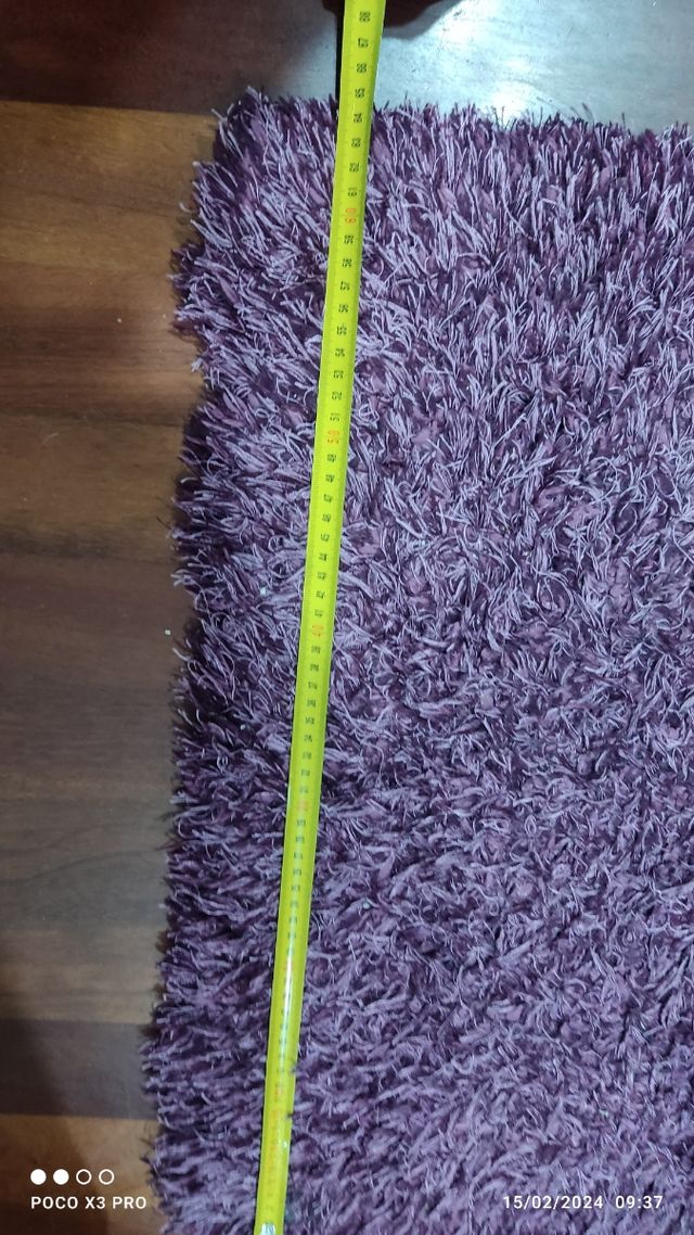 Estupenda alfombra 116x65cm