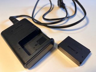 Cámara reflex Canon 100D