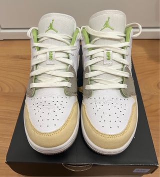 Nike Air Jordan 1 Low SE (GS)  37,5