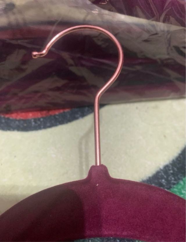 25 Perchas de terciopelo antideslizantes Nuevas