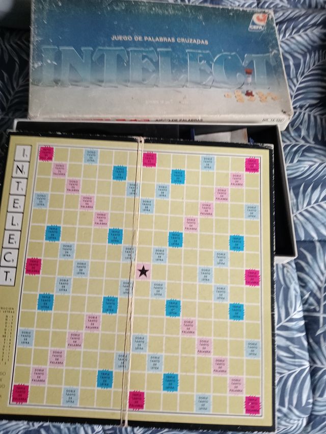 JUEGO DE MESA "INTELECT"