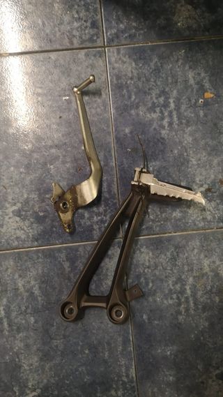 yamaha mt07 2015 ,lateral, estribo