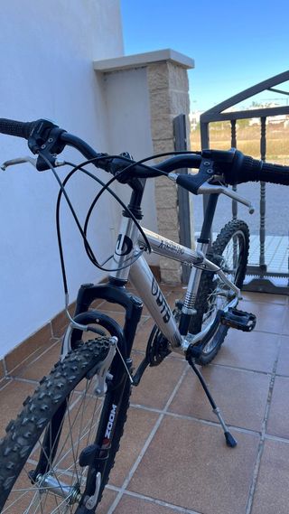 Bicicleta DTB.