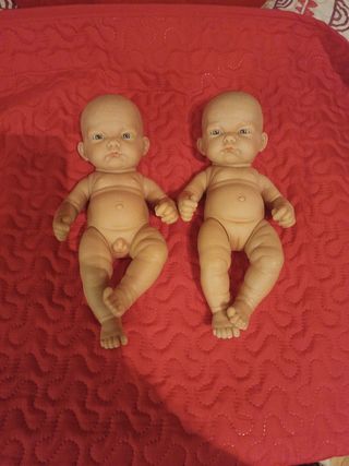 Muñecos bebes Antonio juan 