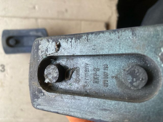 Grapas de carroceria para defensas de polo