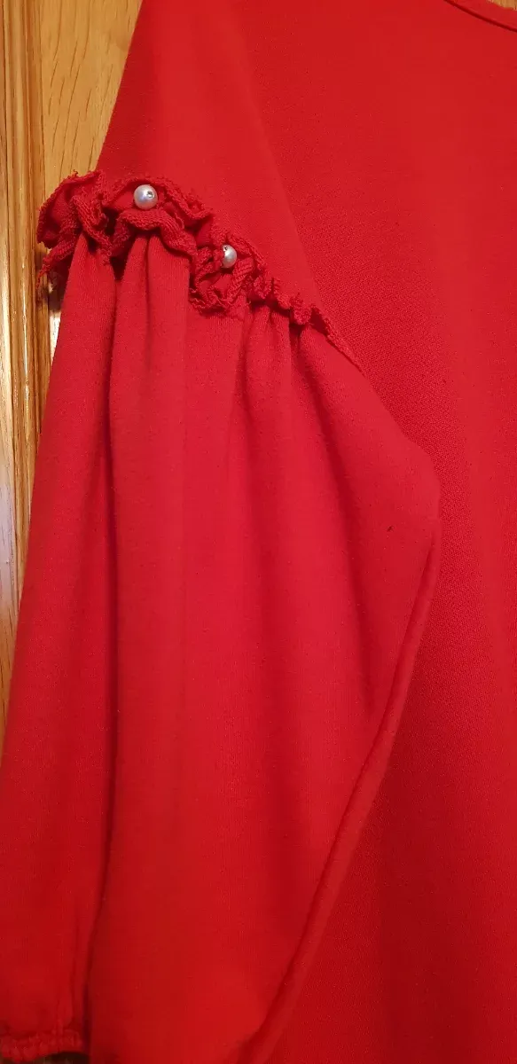 Vestido rojo sudadera